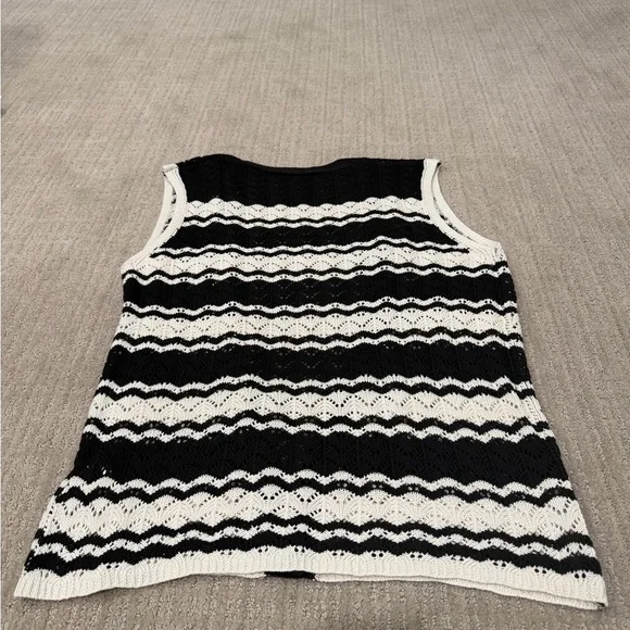 Elastic Waist Crochet Set Black/White - Picture 6 of 10